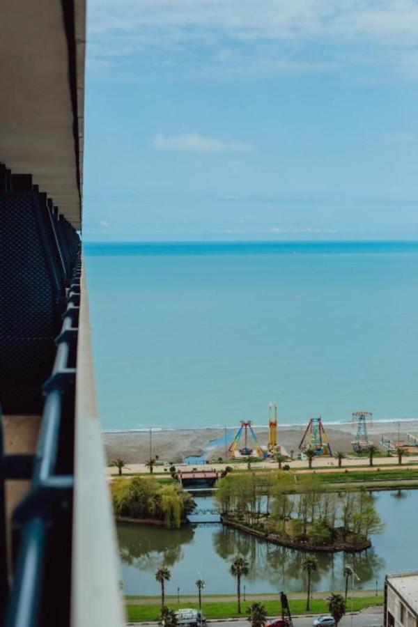 General Sea View Apartments In Orbi City 바투미 외부 사진