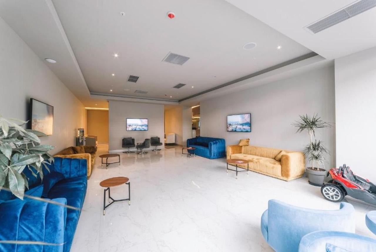 General Sea View Apartments In Orbi City 바투미 외부 사진