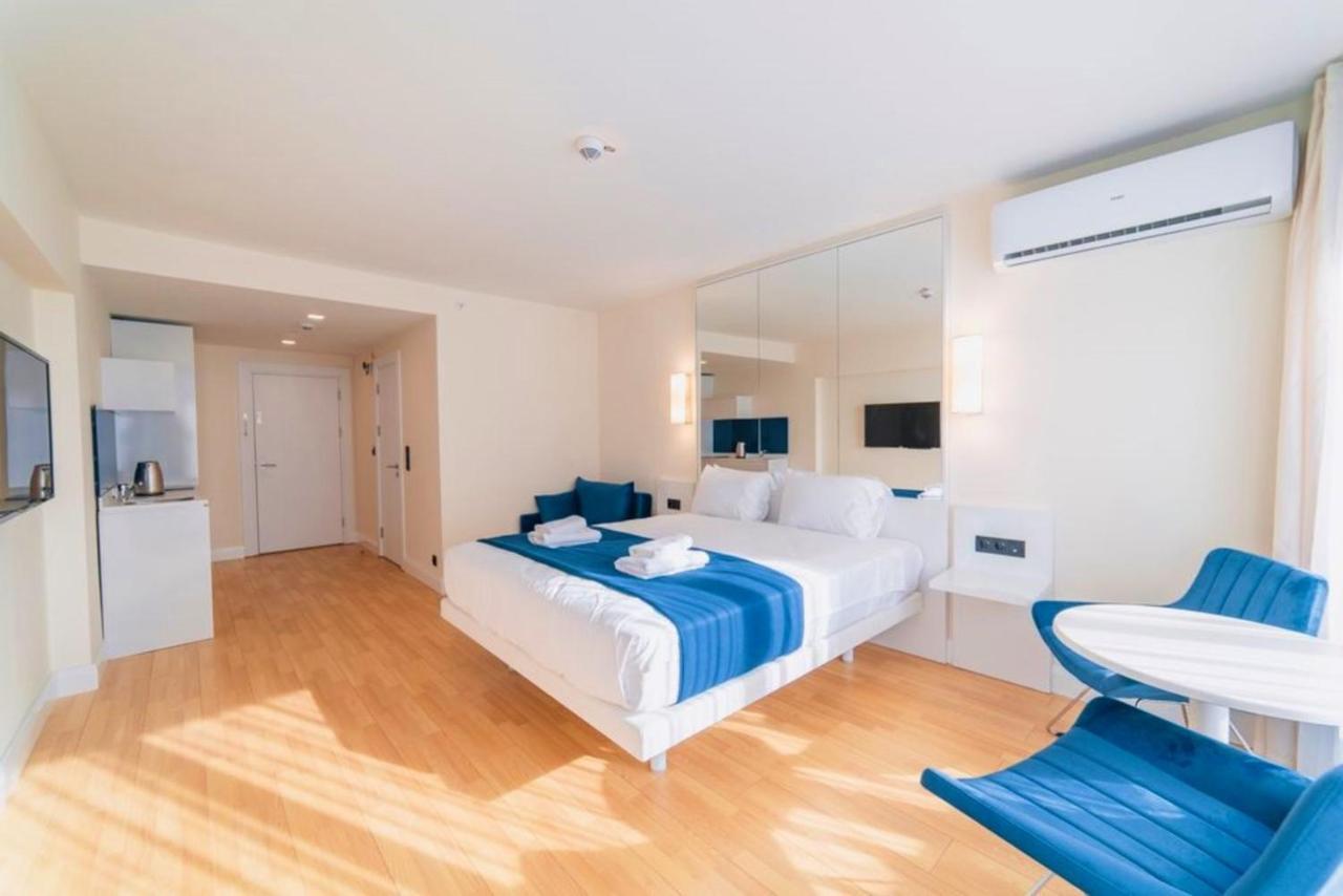 General Sea View Apartments In Orbi City 바투미 외부 사진