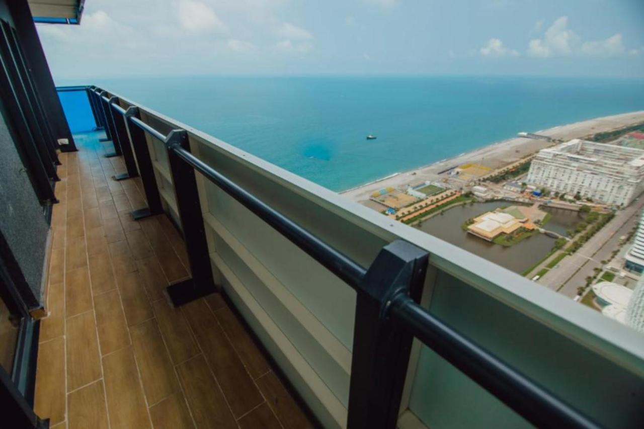 General Sea View Apartments In Orbi City 바투미 외부 사진